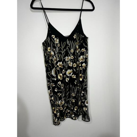 Little Moon from Anthropolgie embroidered dress size medium - Picture 7 of 7